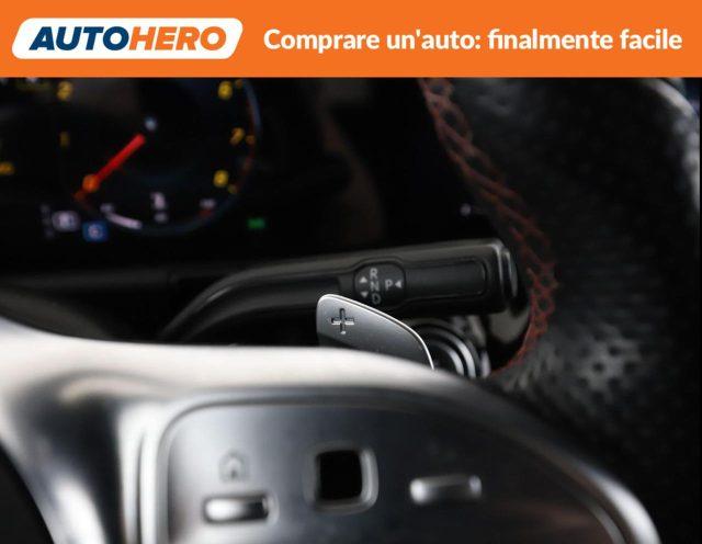 MERCEDES-BENZ B 180 Automatic AMG Line Premium