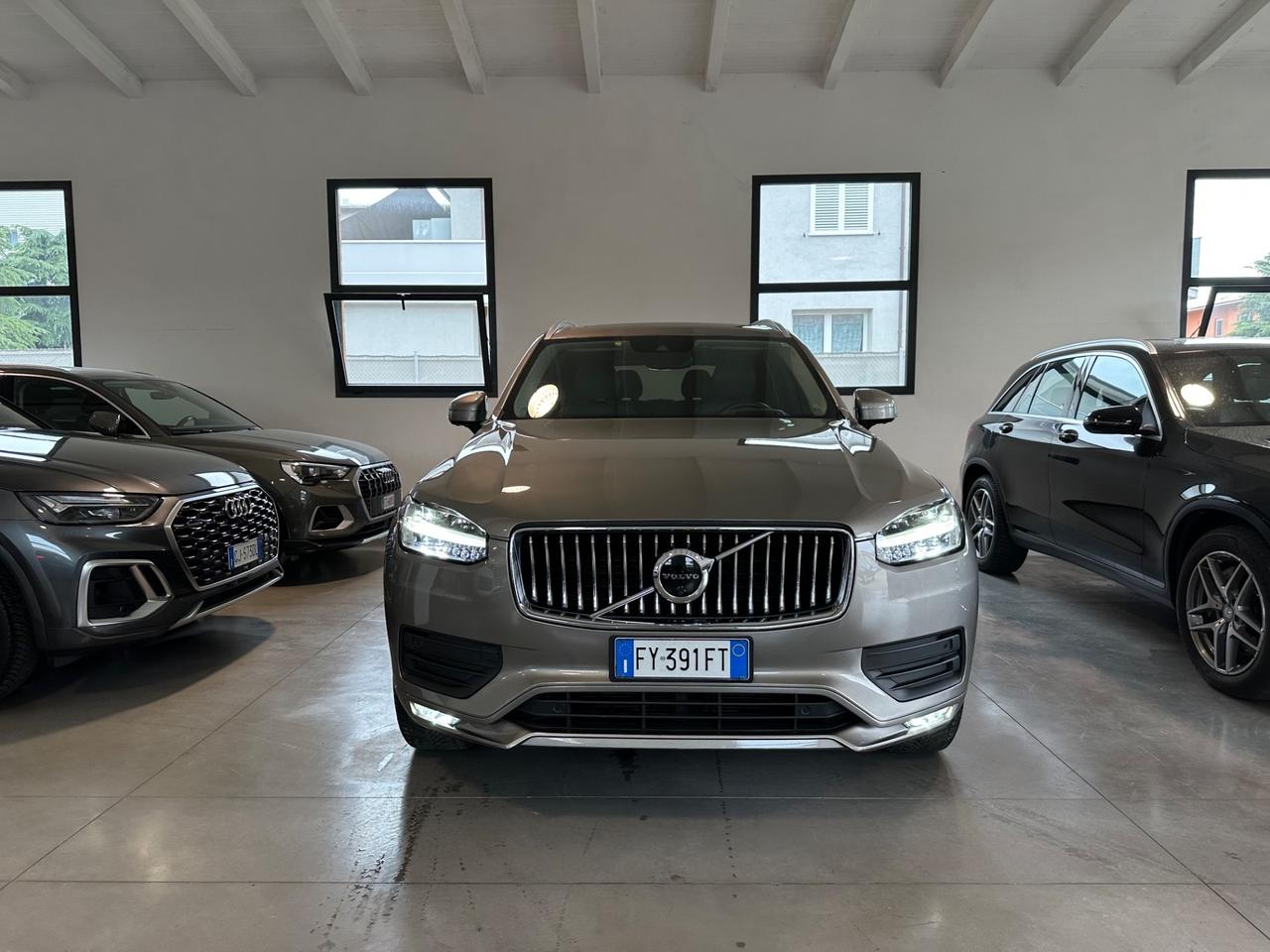Volvo XC 90 XC90 B5 (d) AWD Geartronic 7 posti Inscription