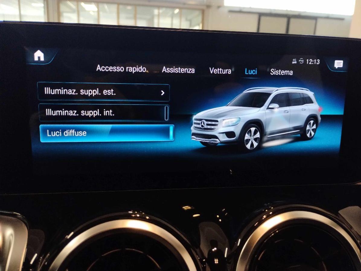 MERCEDES GLB 180d PELLE - TELECAMERA - APPLE - LED - GAR.24 MESI