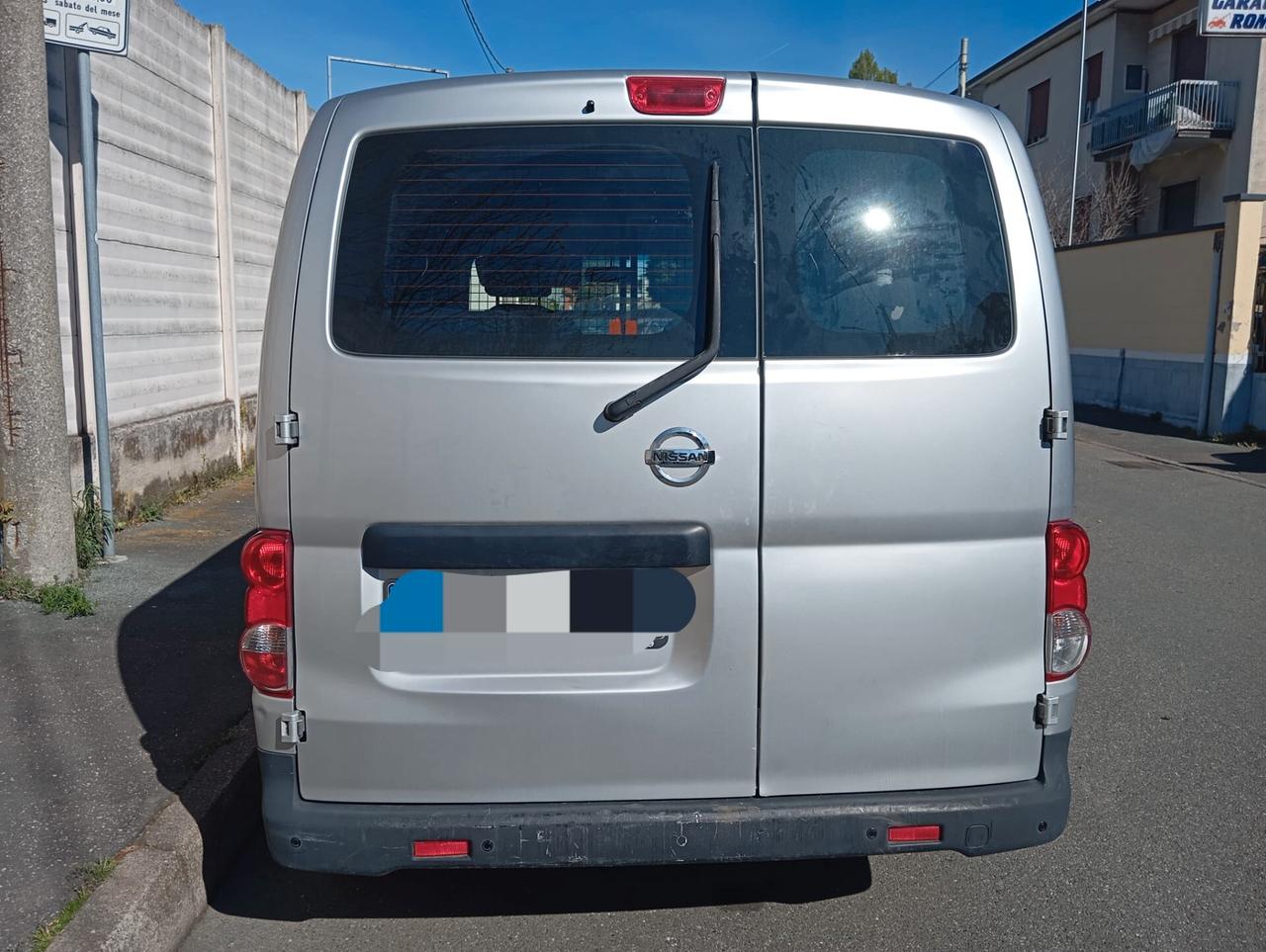 Nissan nv200 1.5 d autocarro valuto permute