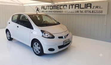 Toyota Aygo 5 porte 1.0 BENZ - 2012 - KM. 134.000