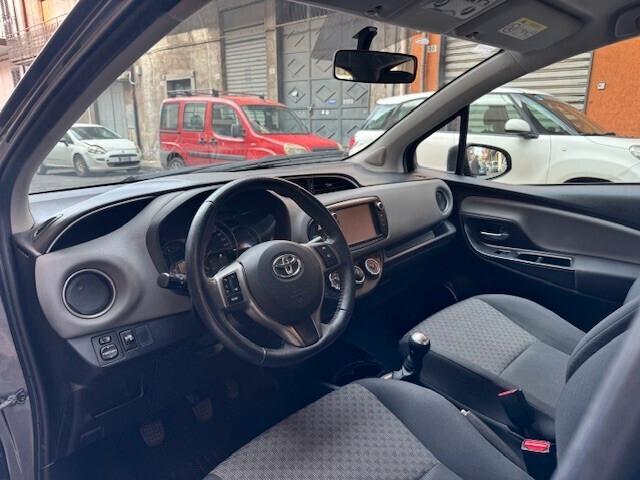 Toyota Yaris 1.0 5 porte Lounge