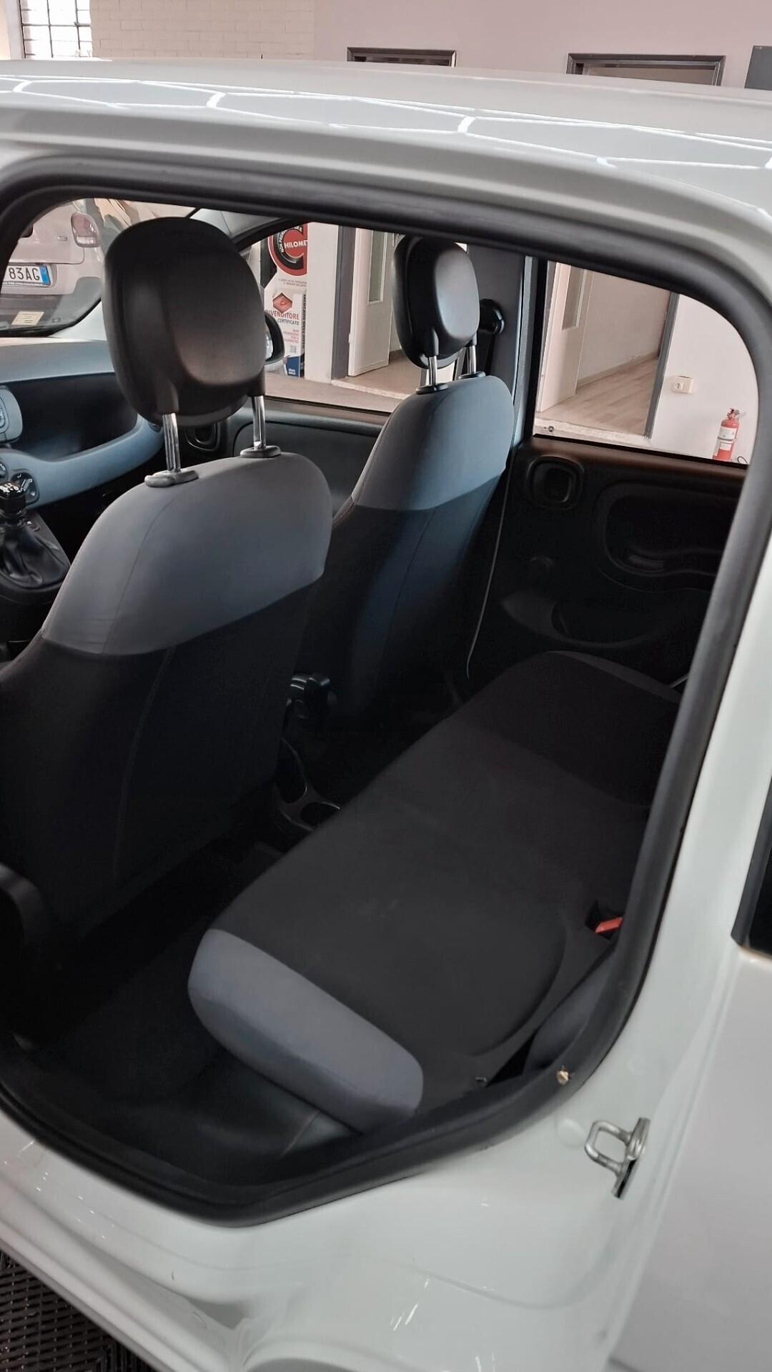 Fiat Panda 1.2 Easy NESSUN VINCOLO DI FINANZIAMENTO O ASSICURAZIONI