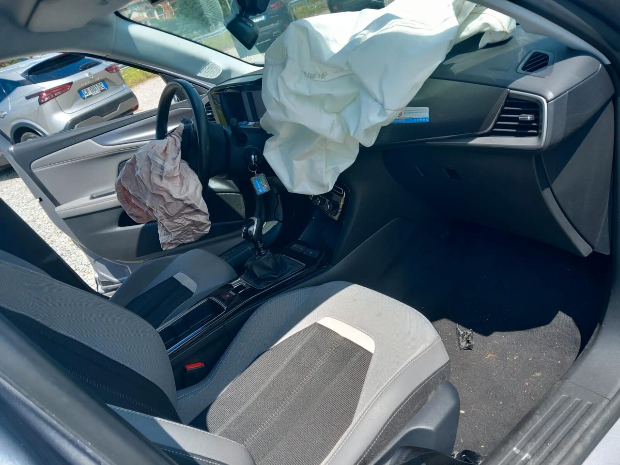 OPEL MOKKA ANNO 2023 SINITRATA 1. 2 BENZINA