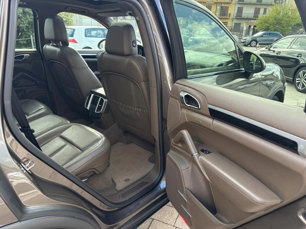Porsche Cayenne 3.0 Diesel 245cv aut.