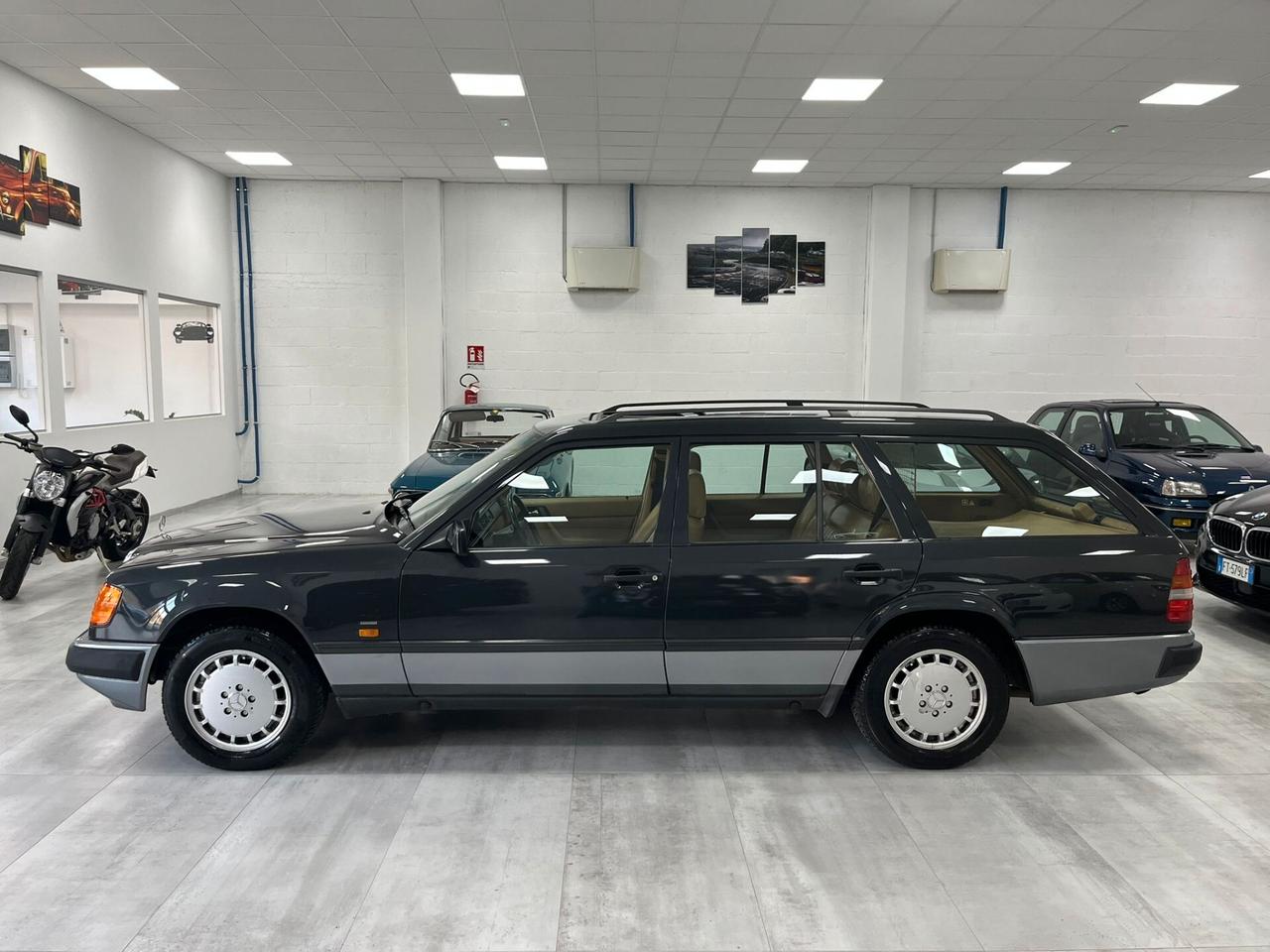 Mercedes-Benz 200 TE Limited Edition ASI