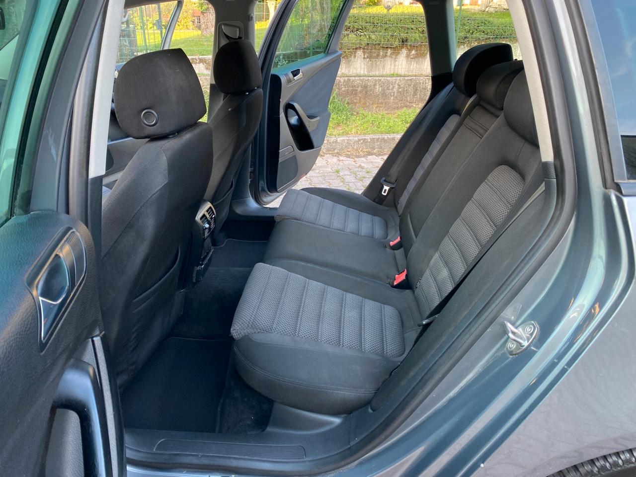Volkswagen Passat 2.0TDI Highline OK NEOPATENTATI