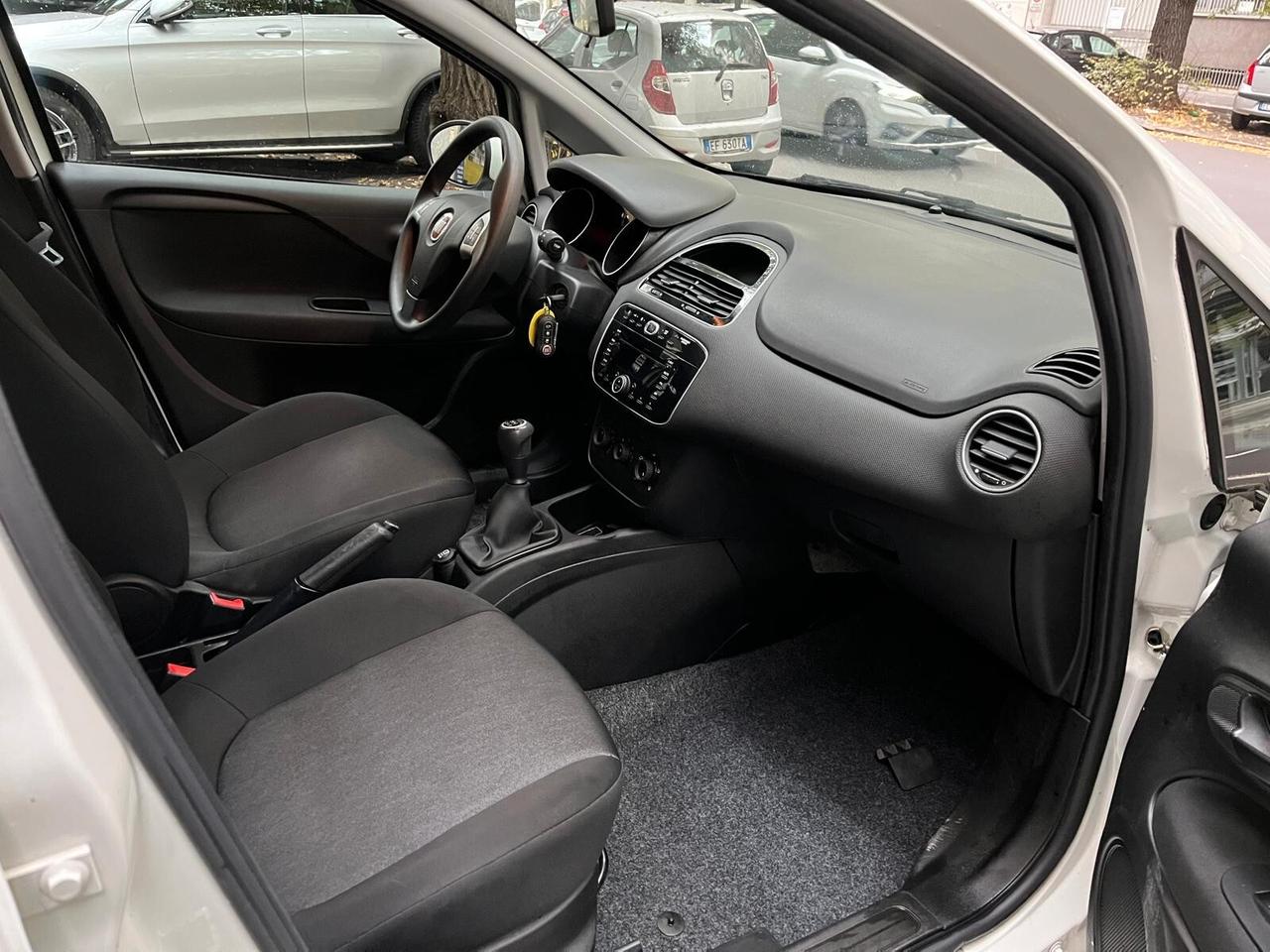 Fiat Punto 1.3 Mut VAN VERSIONE AUTOCARRO 4 POSTI