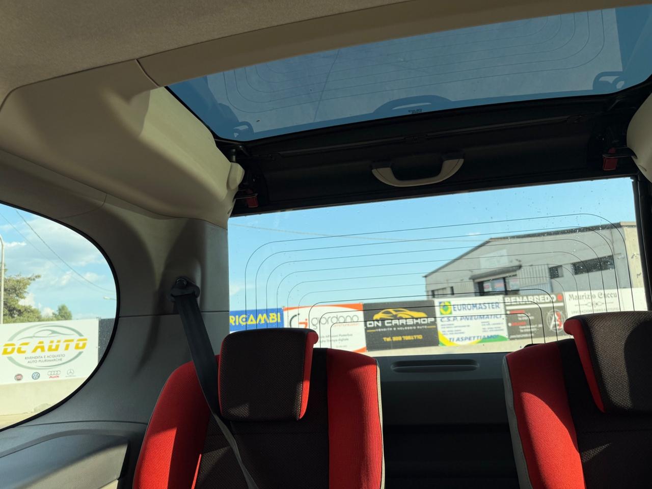 Renault Kangoo 1.6 105CV Be Bop con gancio traino