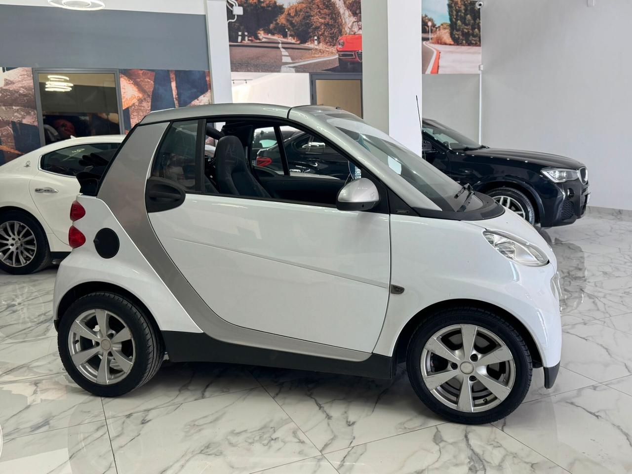 Smart ForTwo 800 33 kW cabrio passion cdi