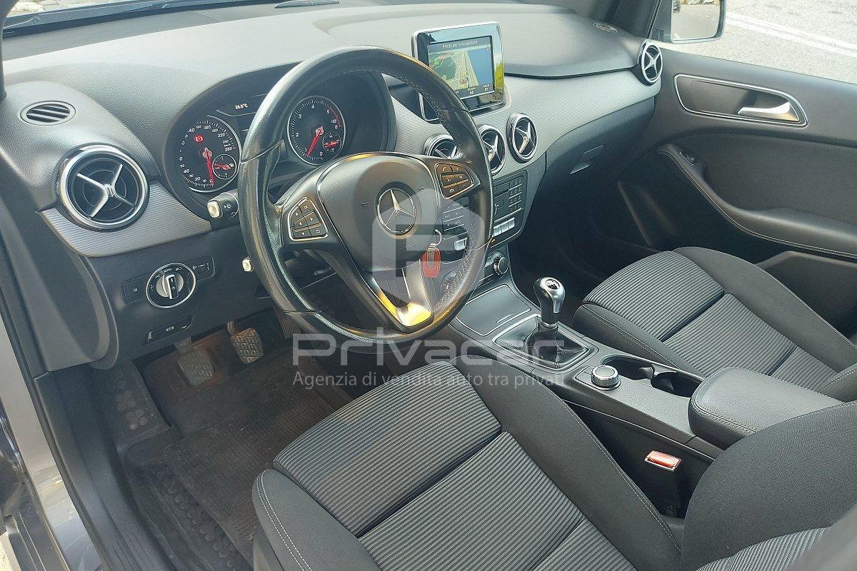 MERCEDES B 180 d Business Extra