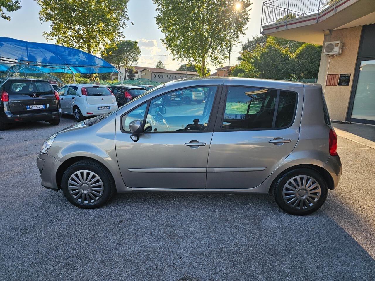 Renault Modus 1.5 dCi 90CV - OK Neopatentati