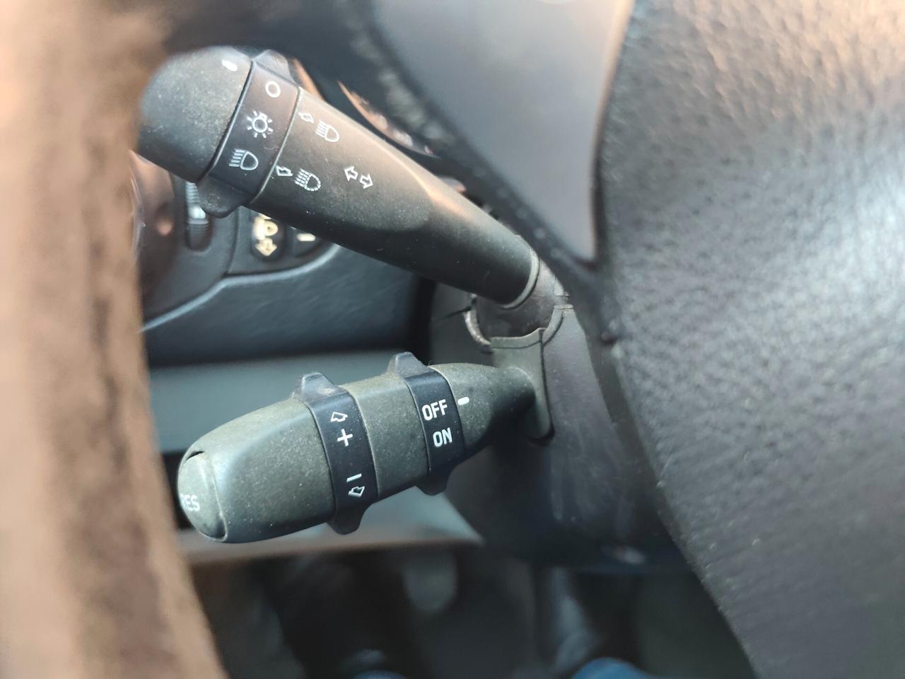 Alfa Romeo 147 1.9 JTD (115) 3 porte Exclusive