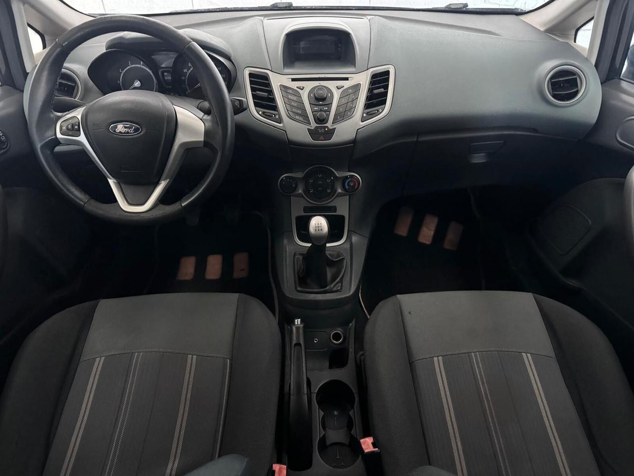 Ford Fiesta 1.2 benzina 5 porte Titanium