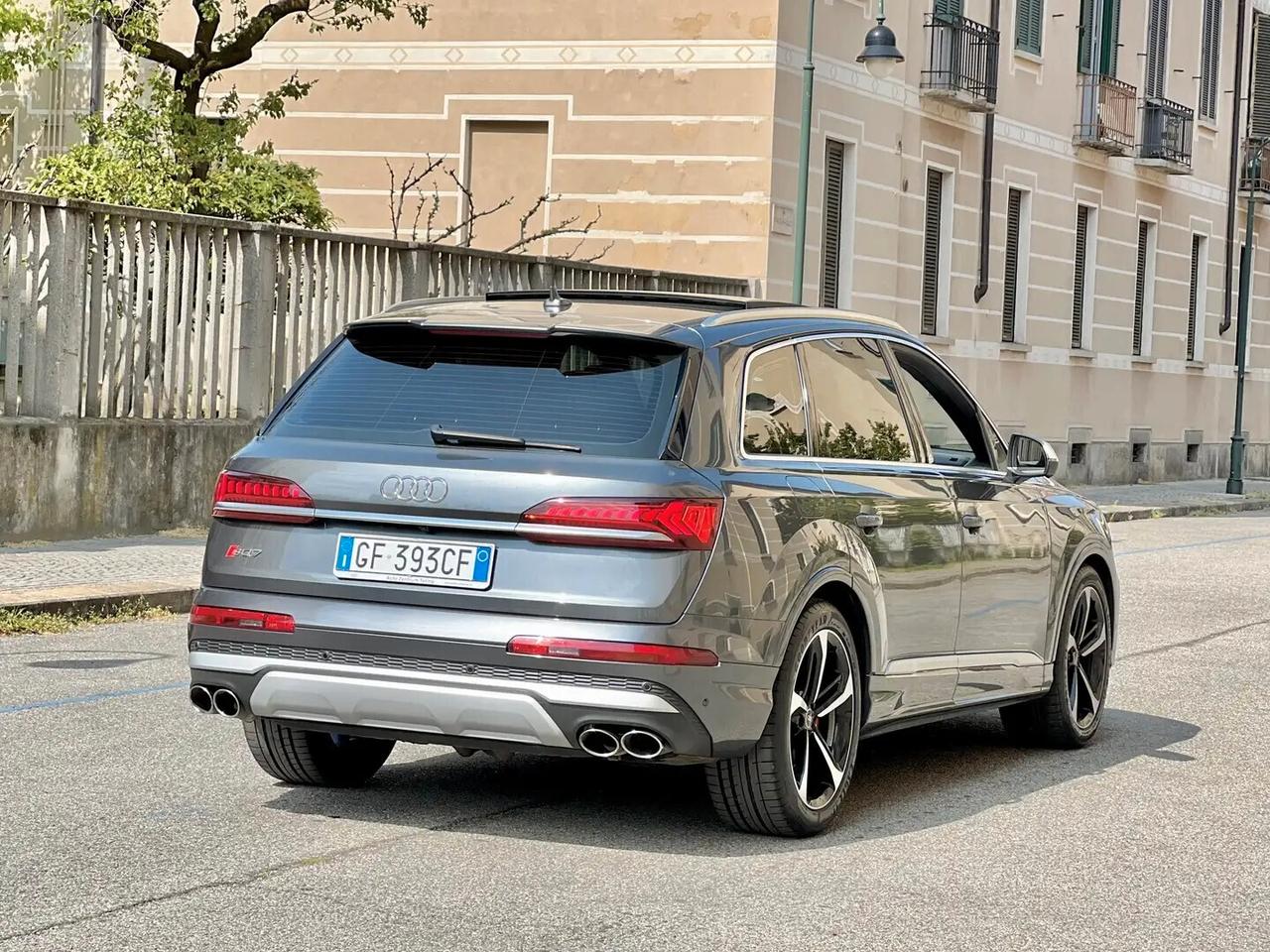 Audi SQ7 4.0 V8 Bi-Turbo TFSi 507cv aut. Tiptronic8 Quattro 7Posti Sport Attitude