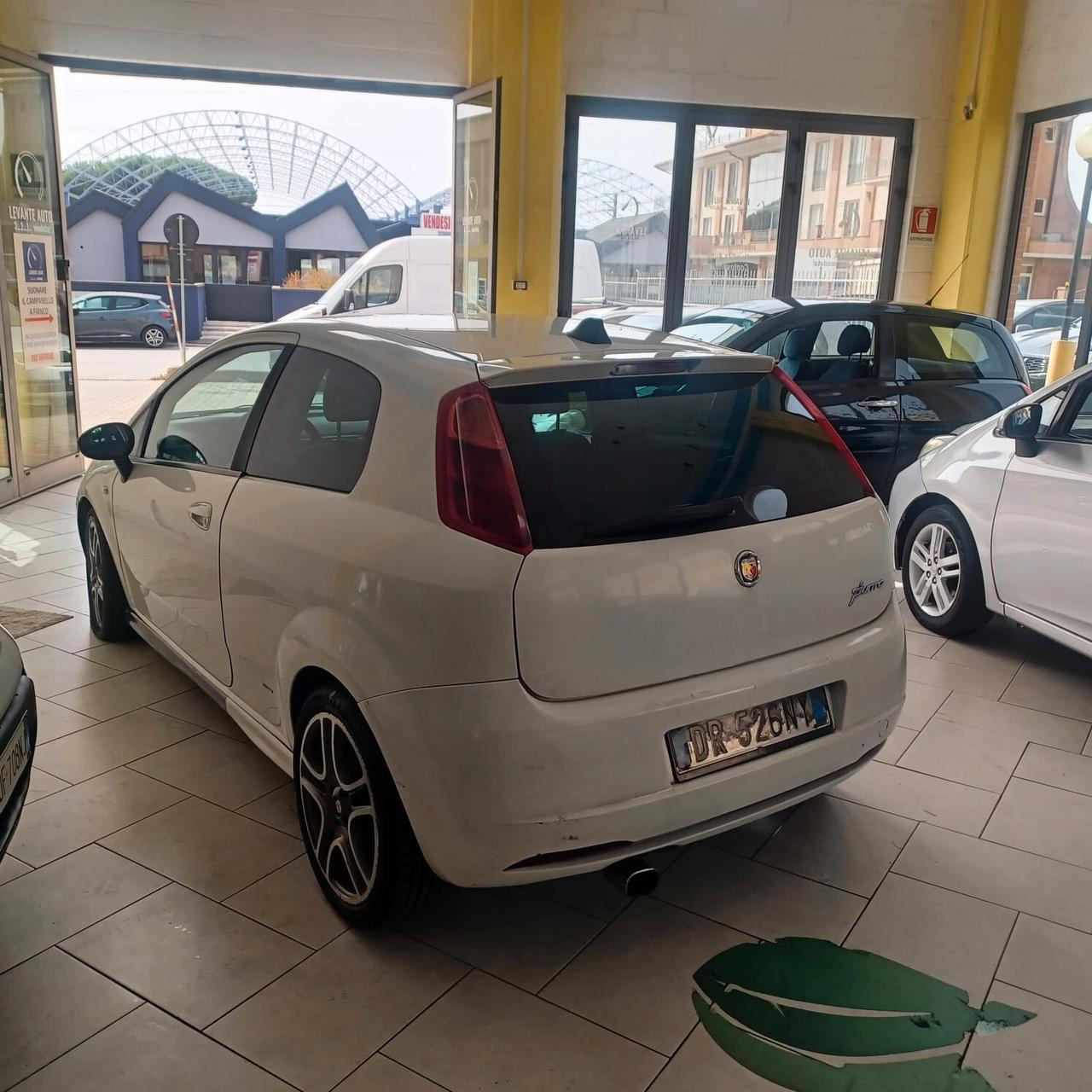 NEOPATENTATI GRANDE PUNTO 1.3MJTD 90CV