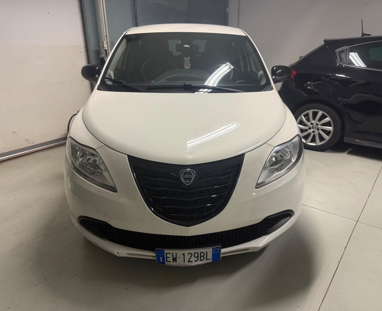 Lancia Ypsilon 1.2 69 CV 5 porte GPL Ecochic Gold