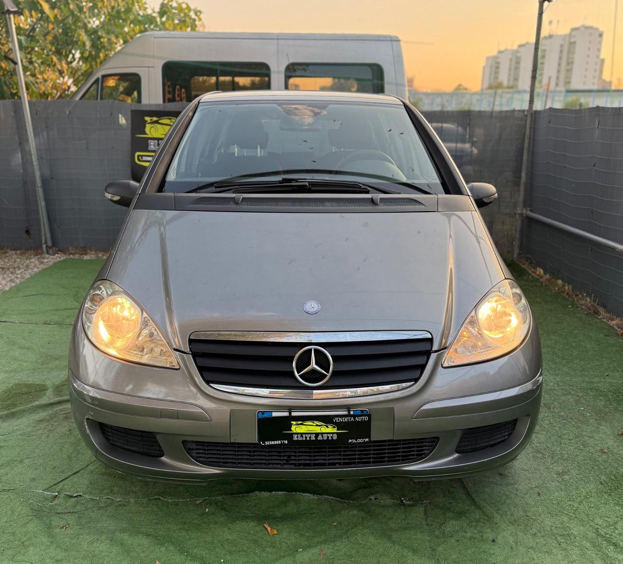 Mercedes CLASSE A 150 BENZINA NEOPATENTATI