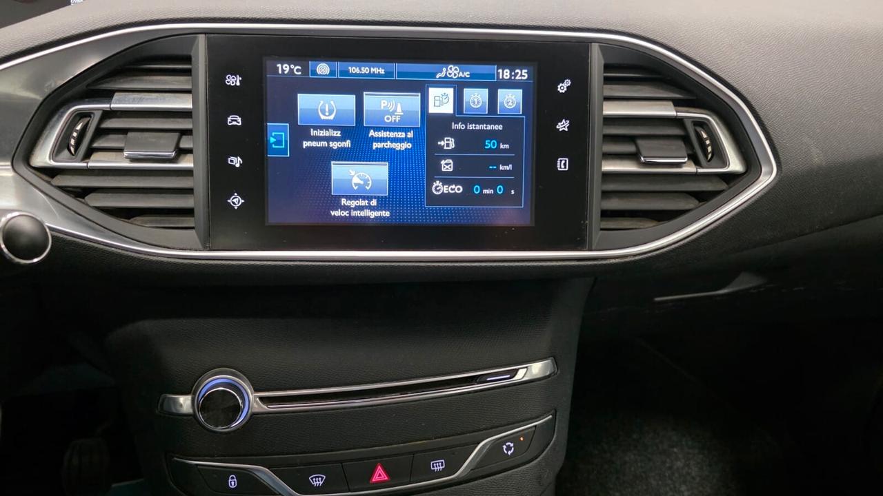 Peugeot 308 BlueHDi 120 S&S EAT6 Allure