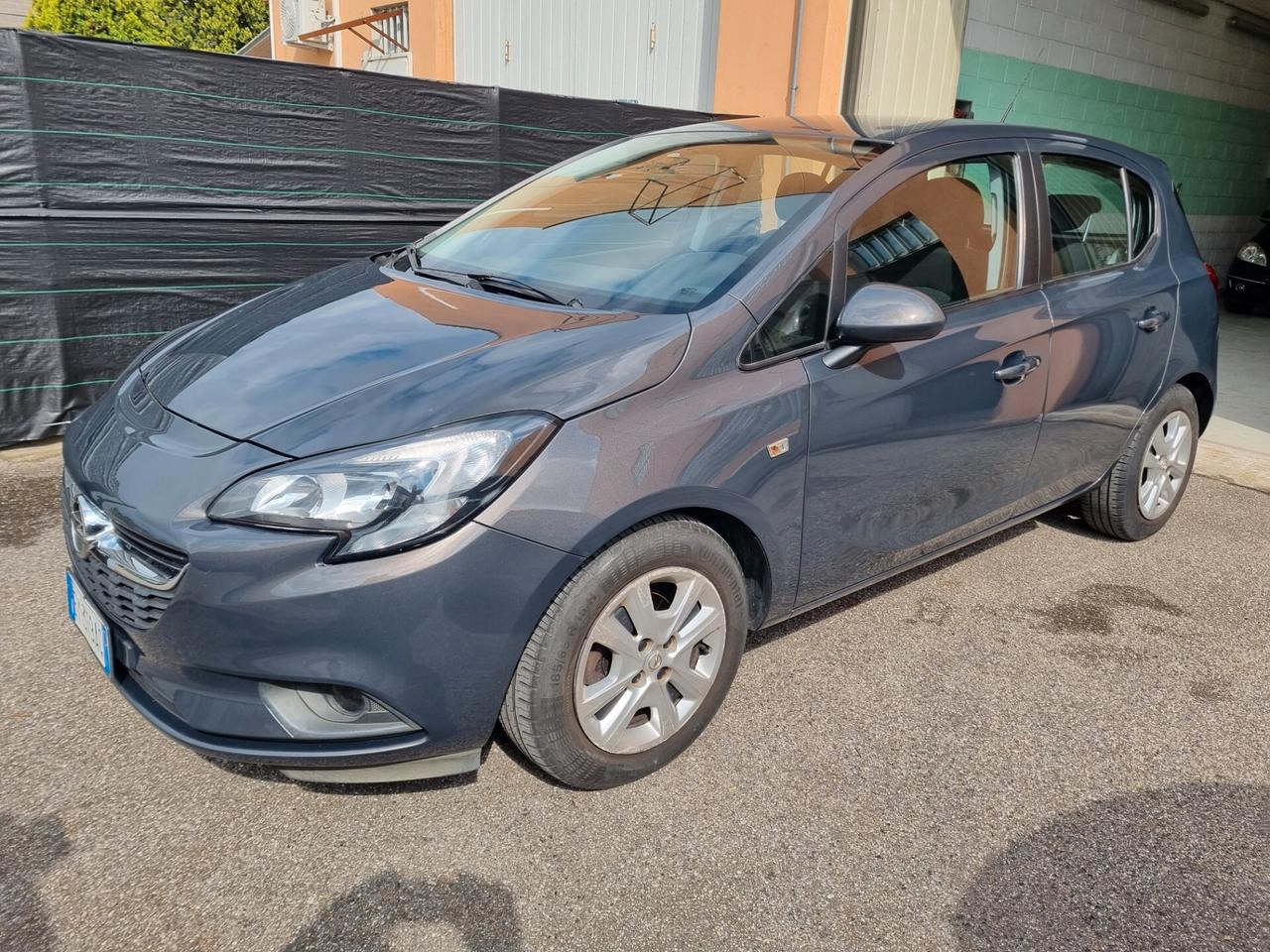 Opel Corsa 1.2 5 porte Edition unico proprietario km 50.000