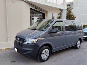 Volkswagen Caravelle 2.0 TDI 110 cv Trendline 9 posti