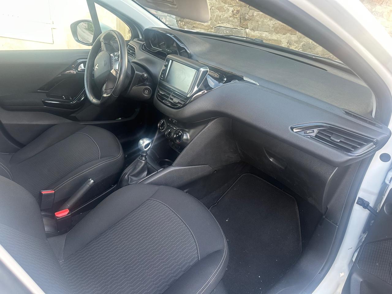 Peugeot 208 BlueHDi 5 porte Active