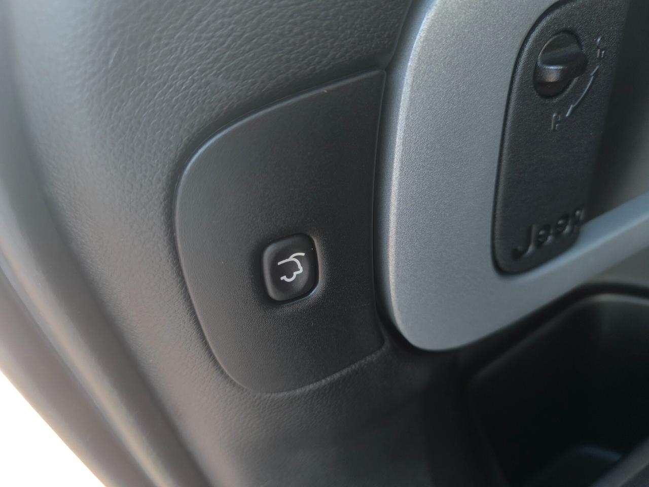 Jeep Cherokee 3.2 V6 Pentastar 4WD Active Drive Lock Trailhawk
