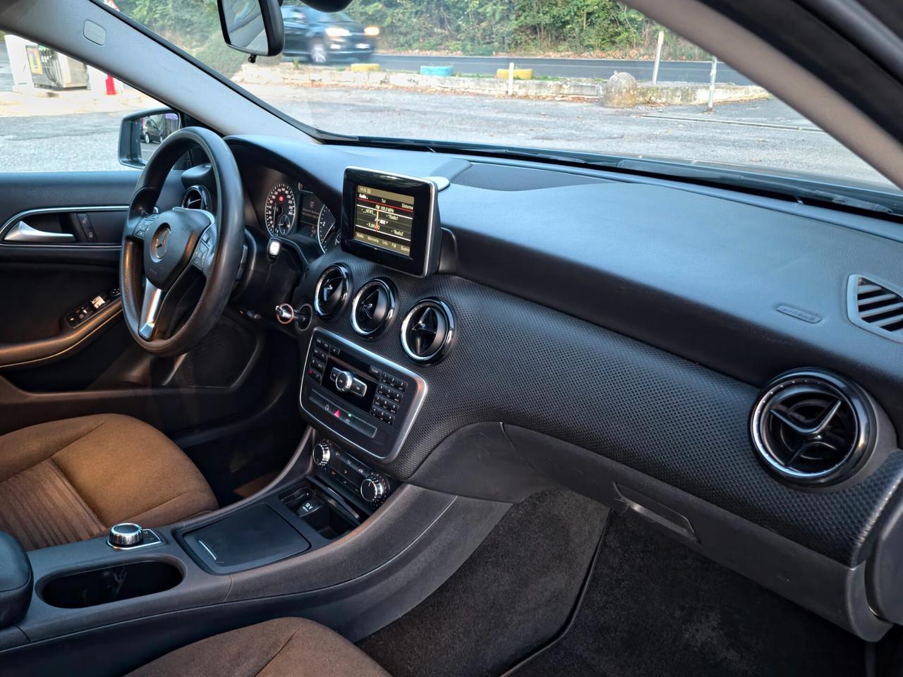 Mercedes-benz A 180 CDI Automatic Dark Night Edition E5B Automatico NEO 2014
