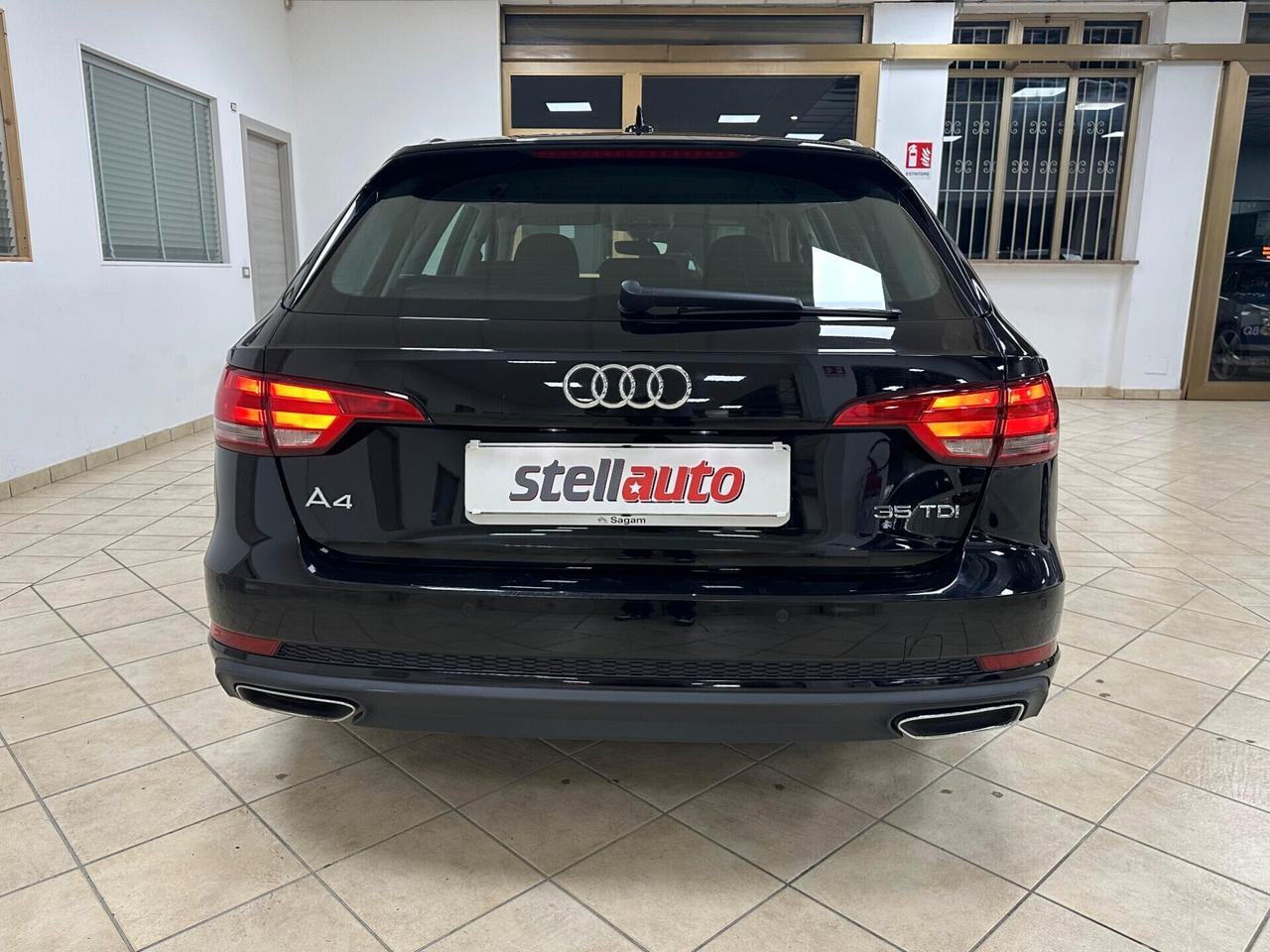 Audi A4 Avant 35 TDI S tronic Business Sport *IVA DEDUCIBILE*