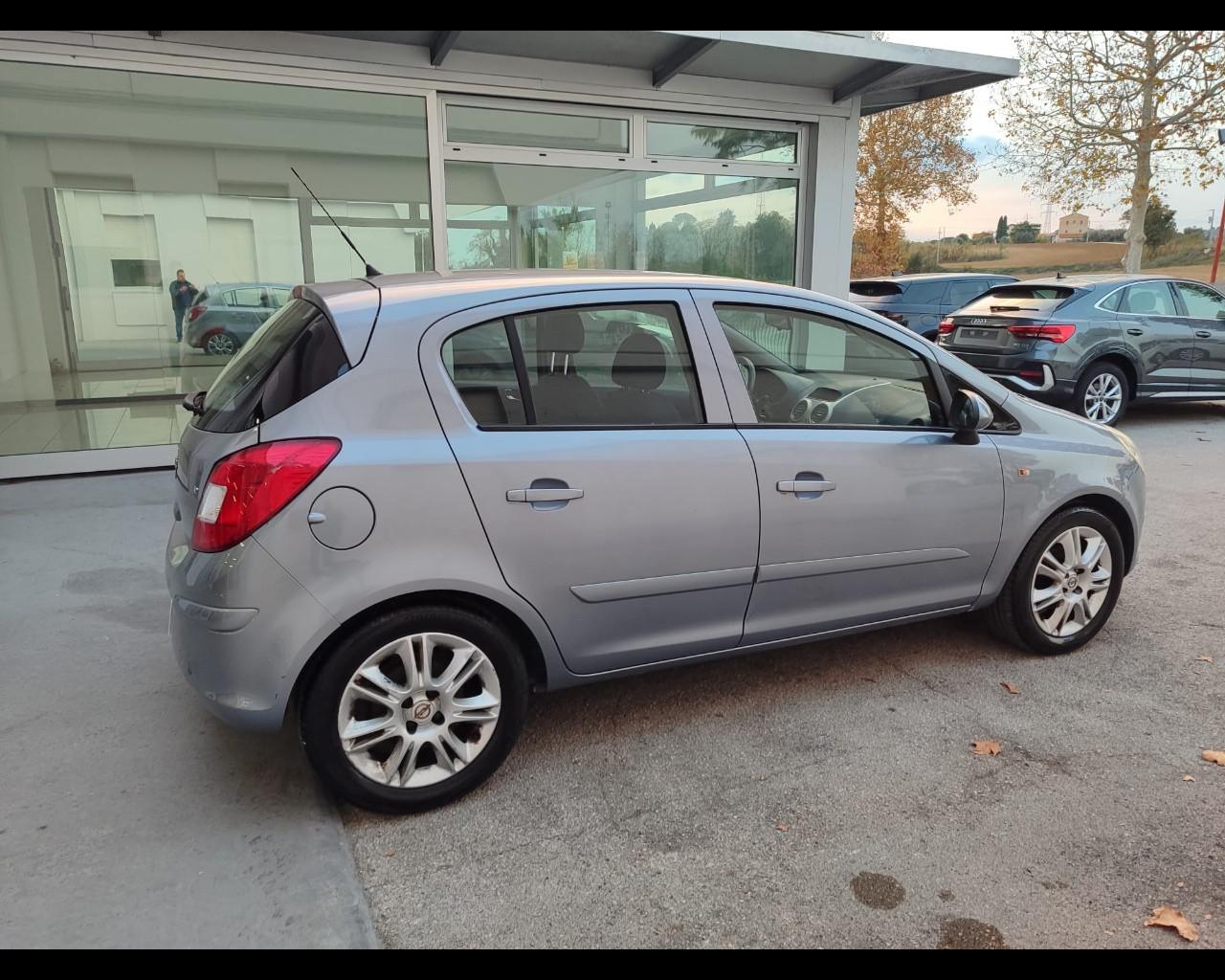 OPEL Corsa 4ª serie - Corsa 1.2 5 porte Club