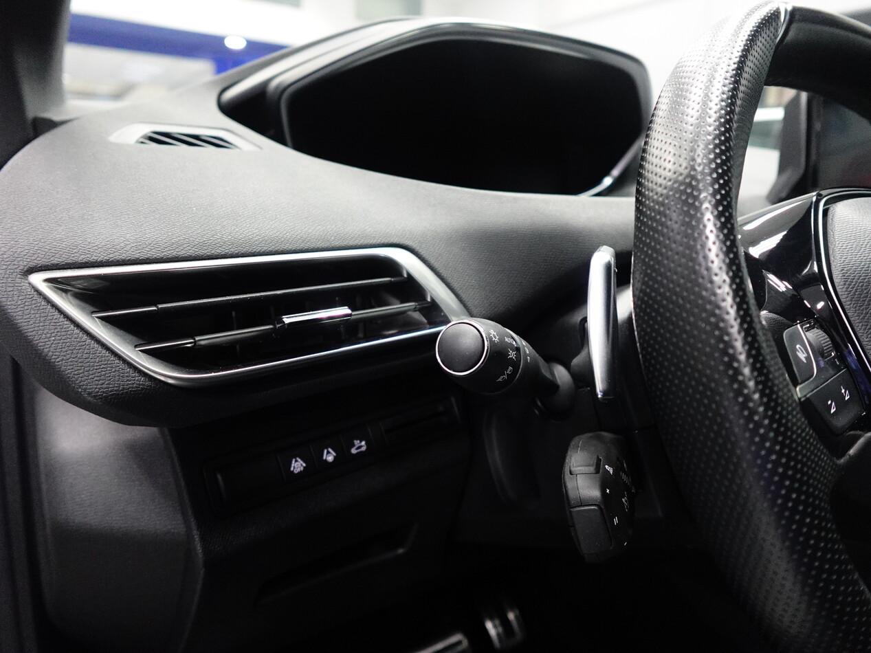 Peugeot 3008 II 1.5 BlueHDI 130 CV EAT8 GT