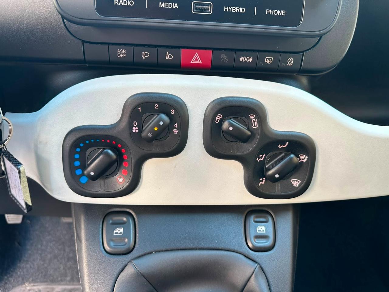 Fiat Pandina Cross 1.0 Hybrid 70cv