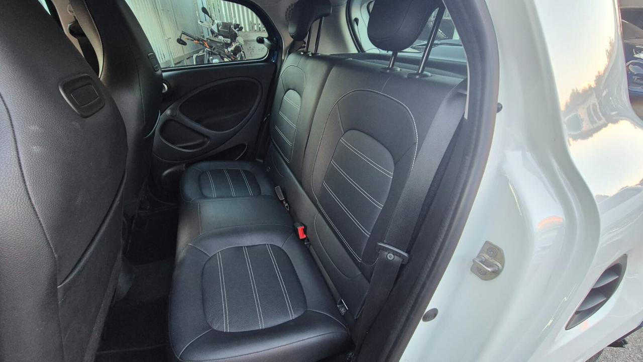 Smart ForFour 90 0.9 Turbo Youngster