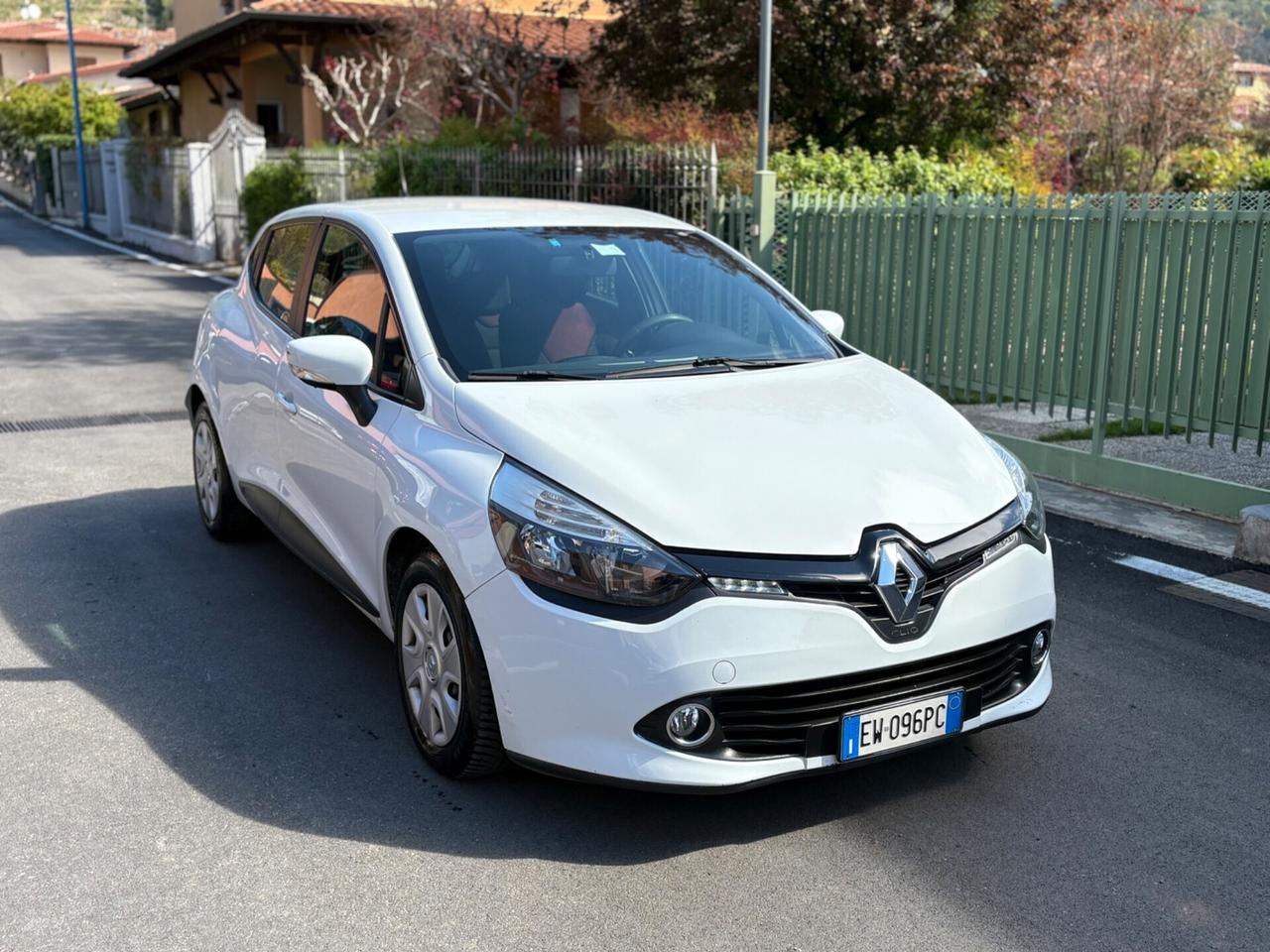 Renault Clio 1.2 75CV GPL NEOPATENTATI