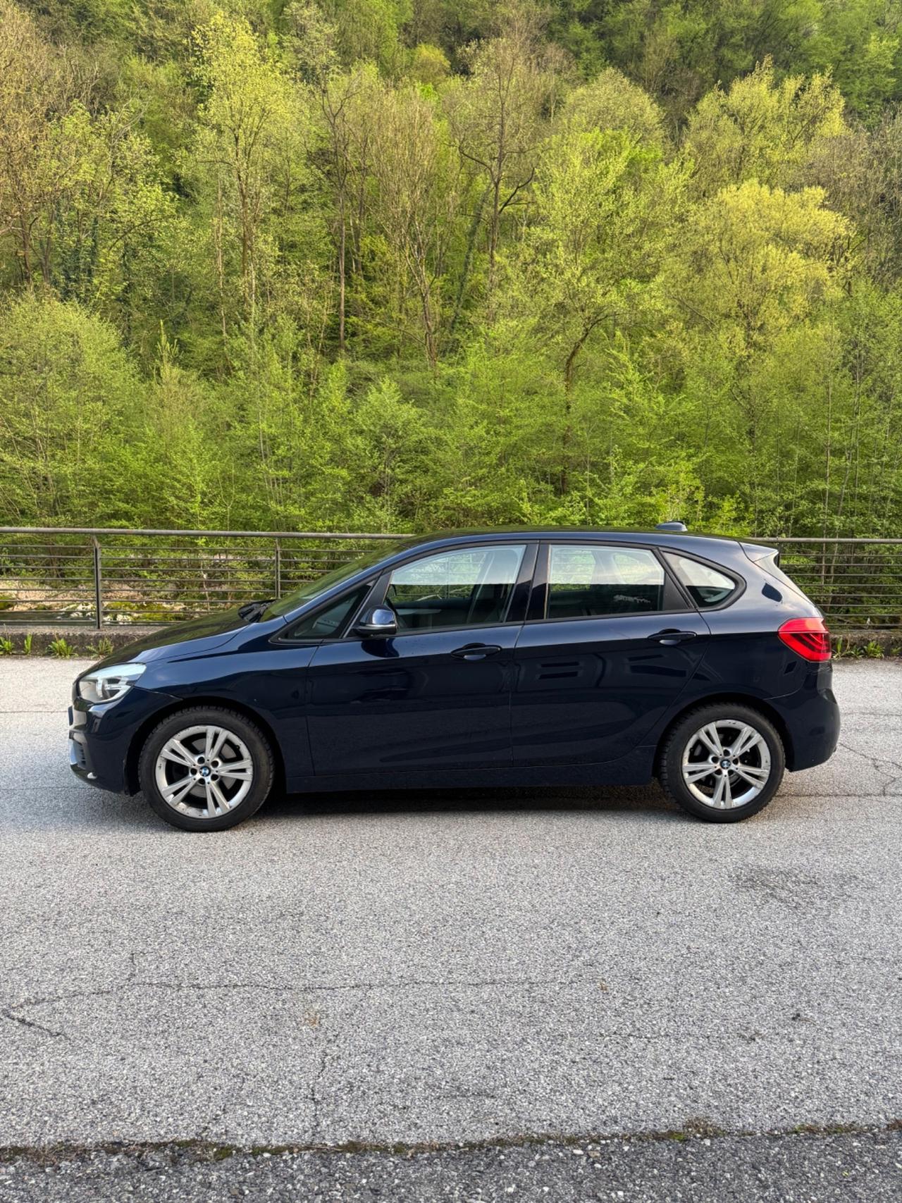 Bmw Serie 2 Gran Tourer 220d xDrive Gran Tourer Luxury aut.