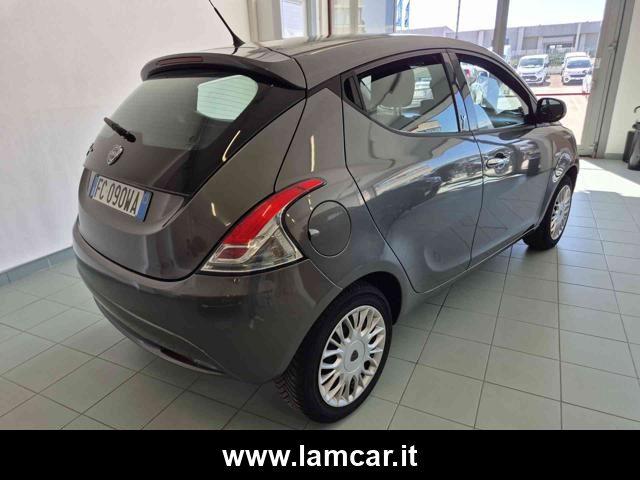 LANCIA Ypsilon 1.2 69 CV 5 porte Gold