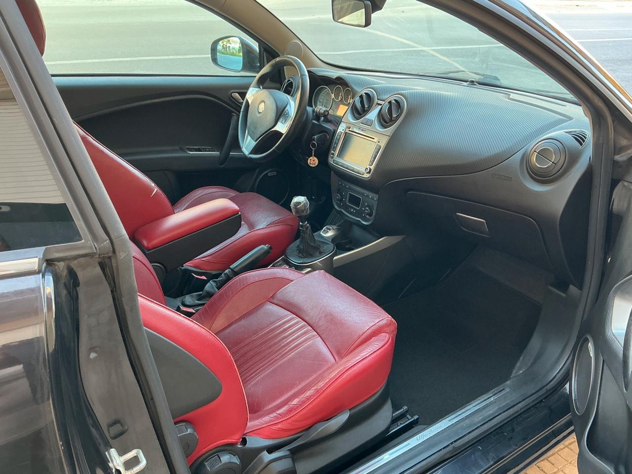 Alfa Romeo MiTo 1.6 JTDm 16V Distinctive Sport Pack