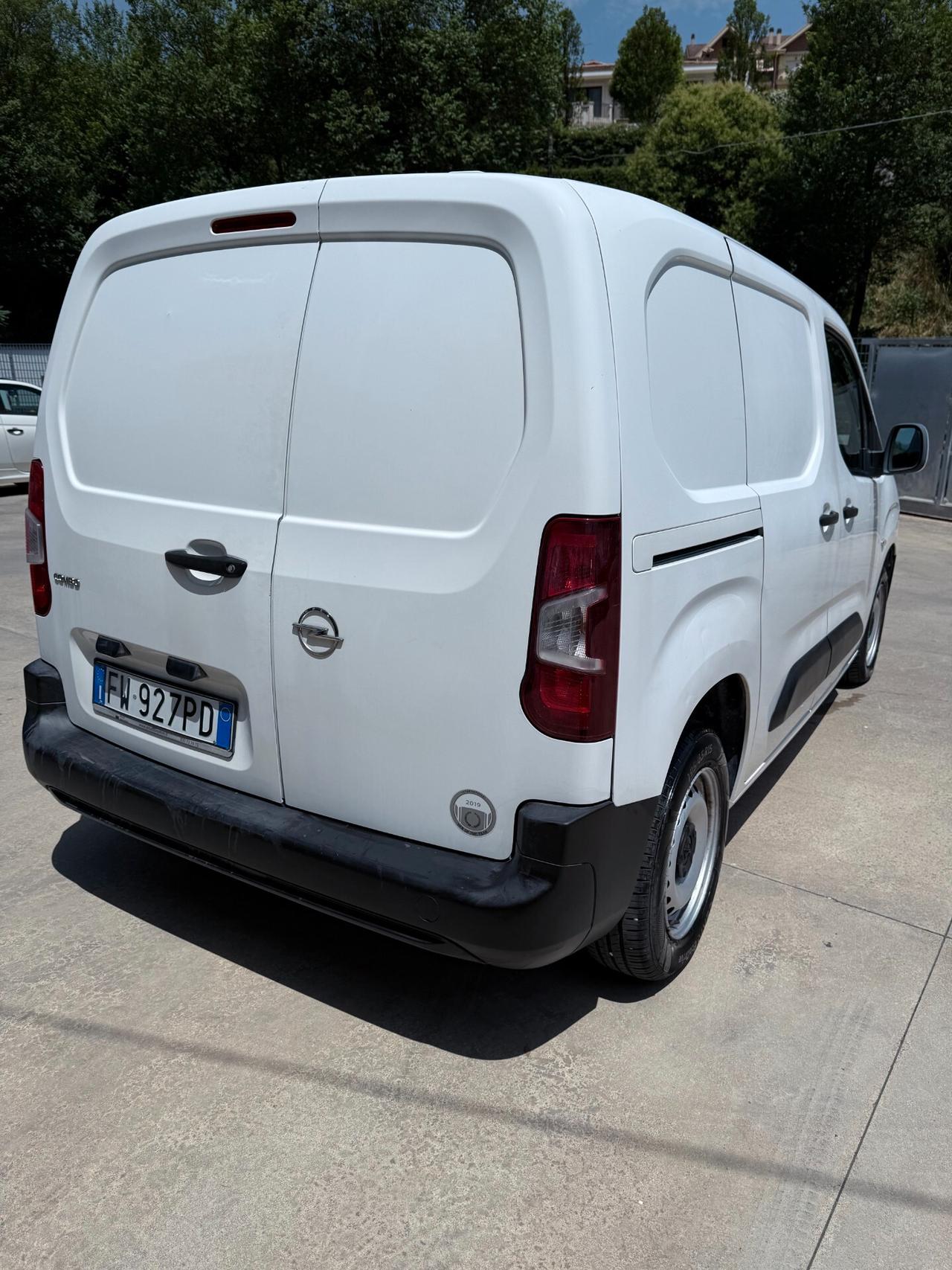 Opel Combo Cargo 1.6 Diesel PC 650kg