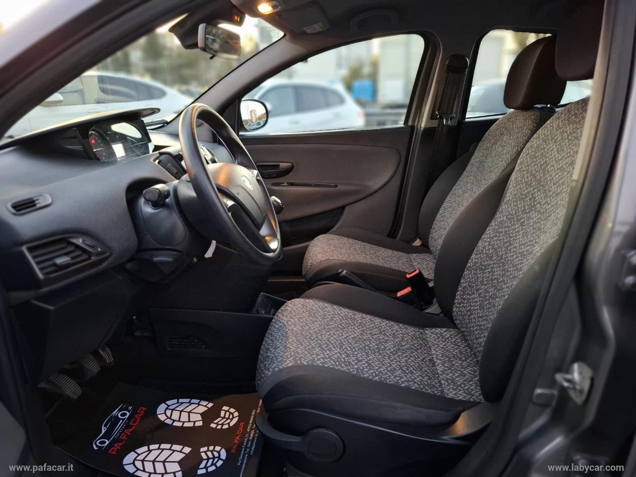 LANCIA Ypsilon 1.0 FireFly 5p.S&S Hybrid Silver