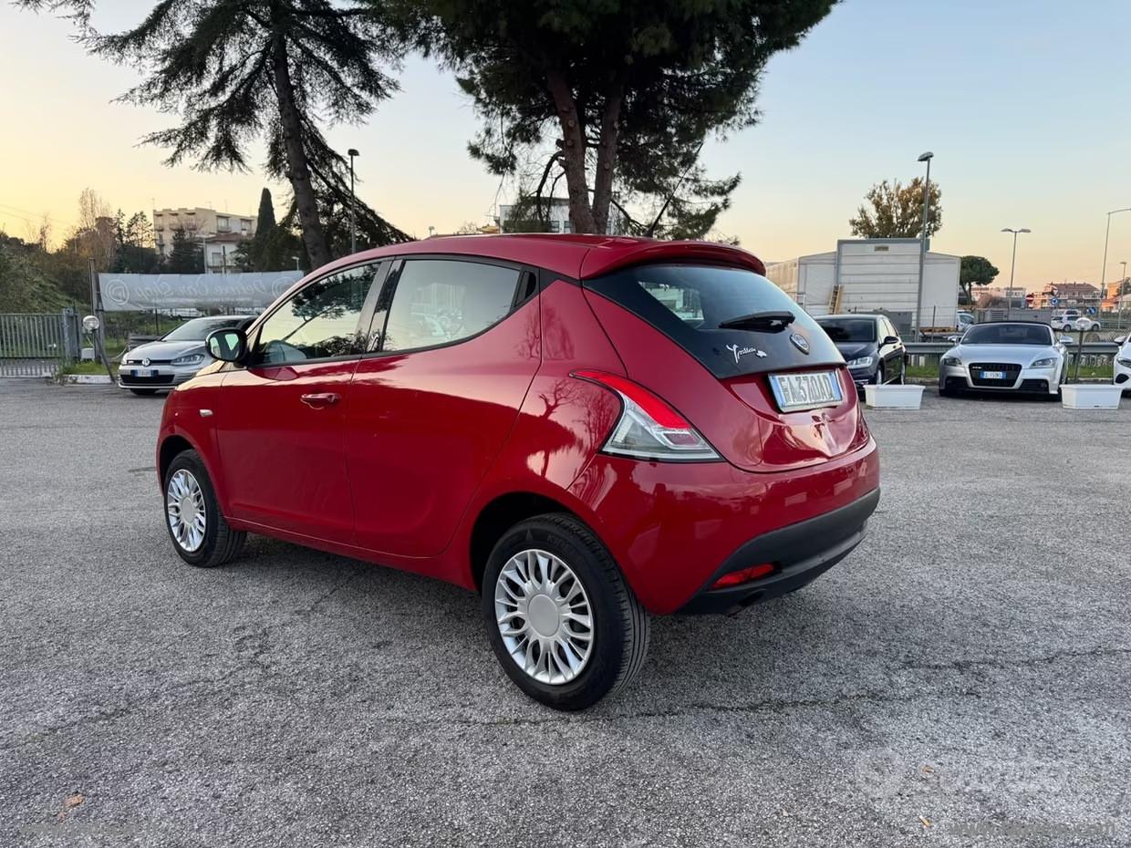 LANCIA Ypsilon 0.9 T.Air 85CV 5p.Met.Ec.Elef.