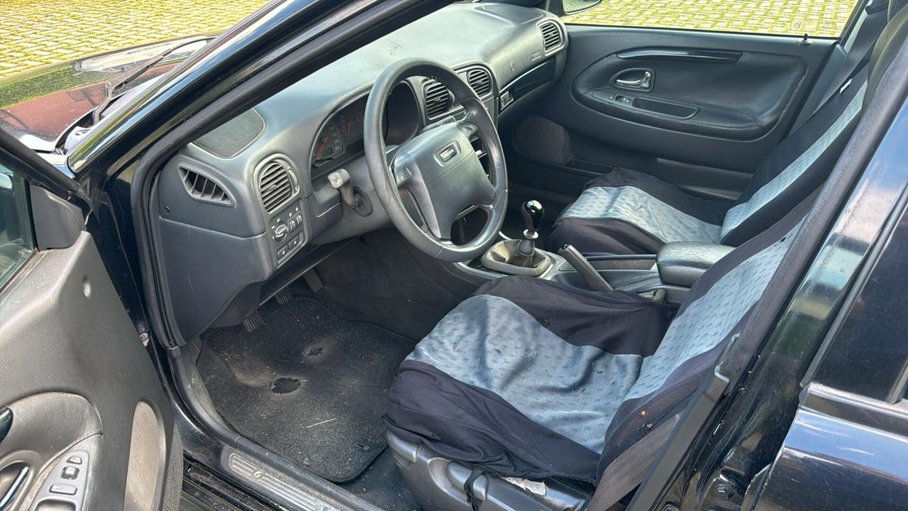 Volvo V40 1.8id 16V cat Optima
