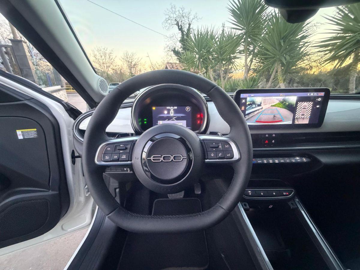 FIAT - 600 - Hybrid DCT MHEV La Prima