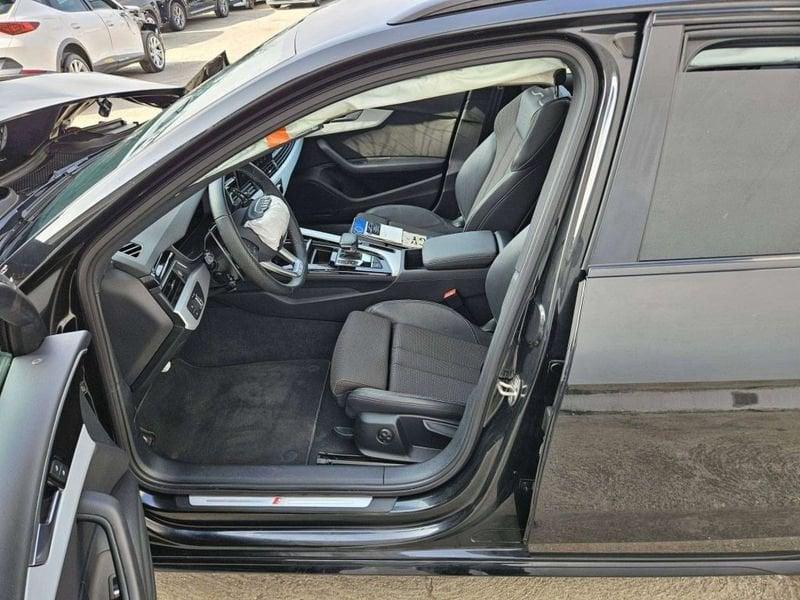 Audi A4 Avant 40 2.0 tfsi mhev S line edition 204cv s-tro