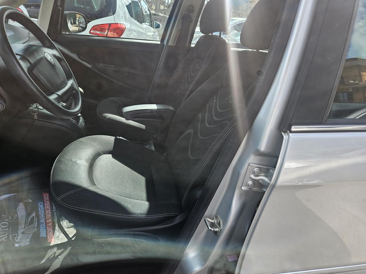 Lancia MUSA 1.3 Mjt Gold 2012
