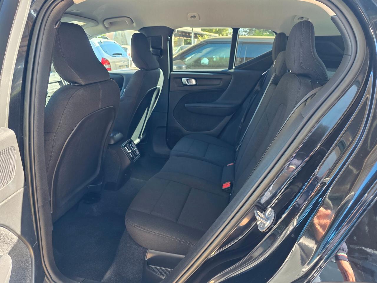 Volvo XC40 B3 automatico Core