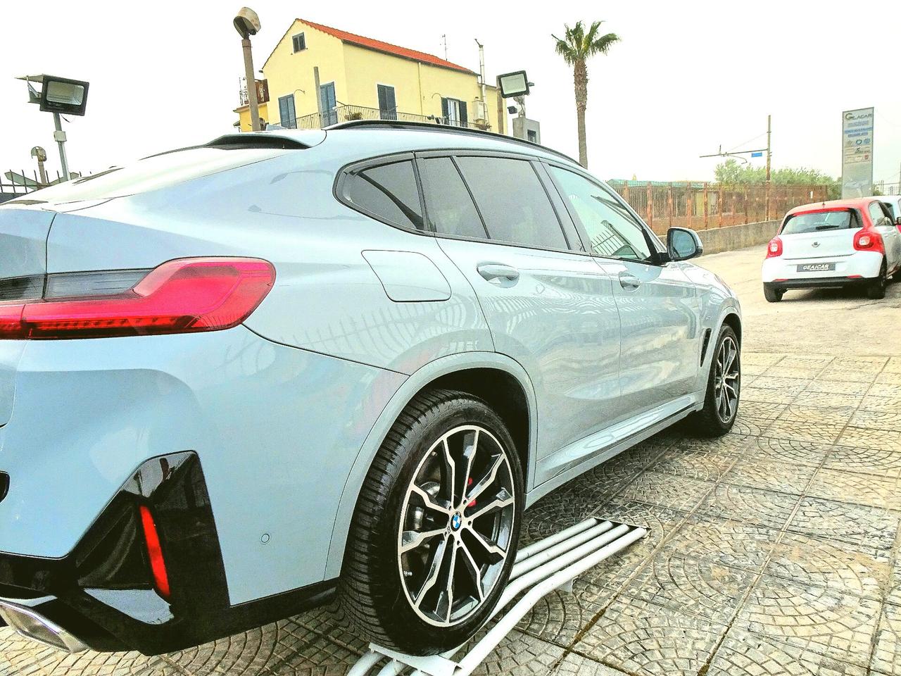 BMW X4 M Sport X Drive20d Hybrid