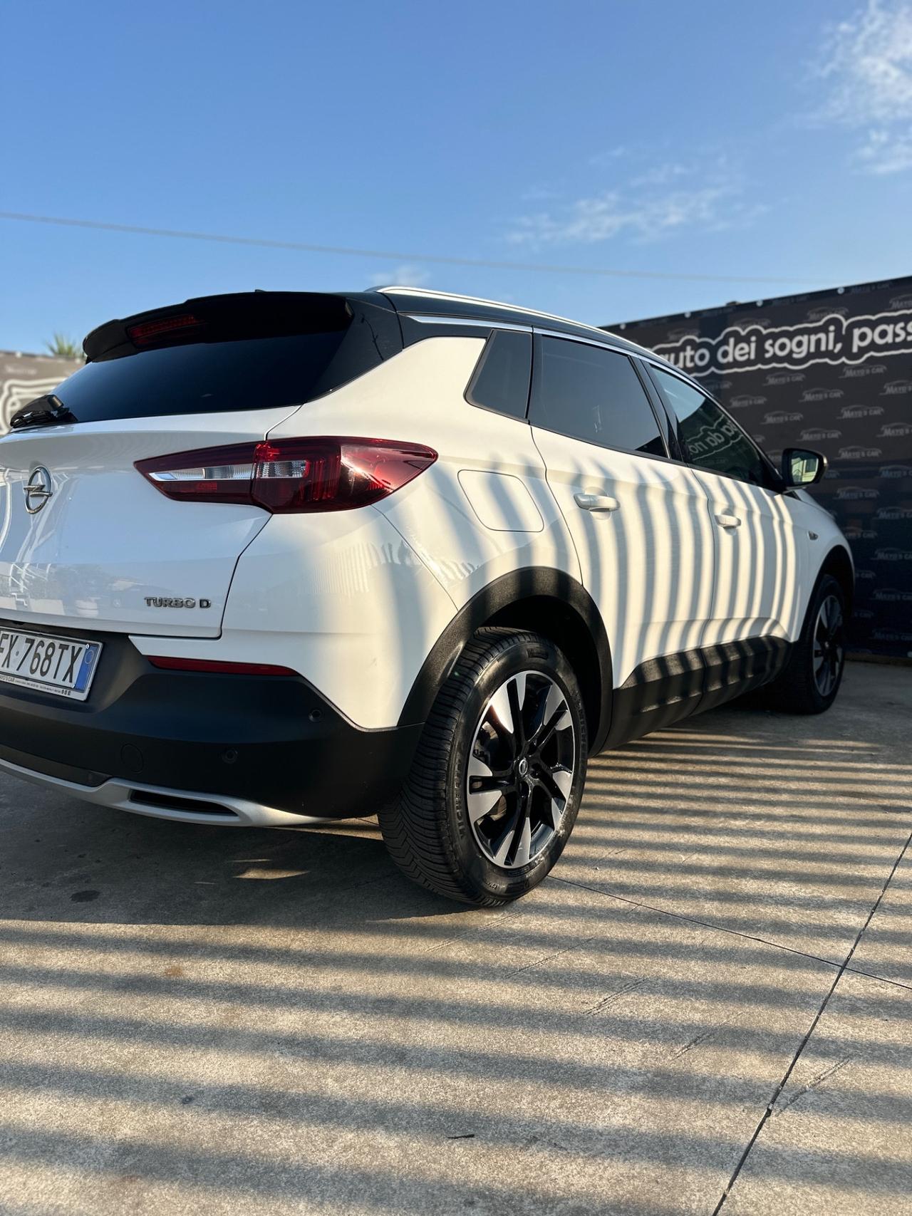 OPEL GRANDLAND X (anno 2019)CAMBIO AUTOMATICO