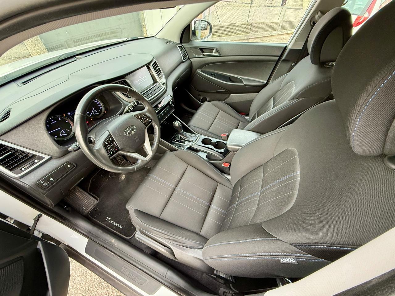 Hyundai Tucson 1.7 CRDi DCT Sound Edition AUTOM.