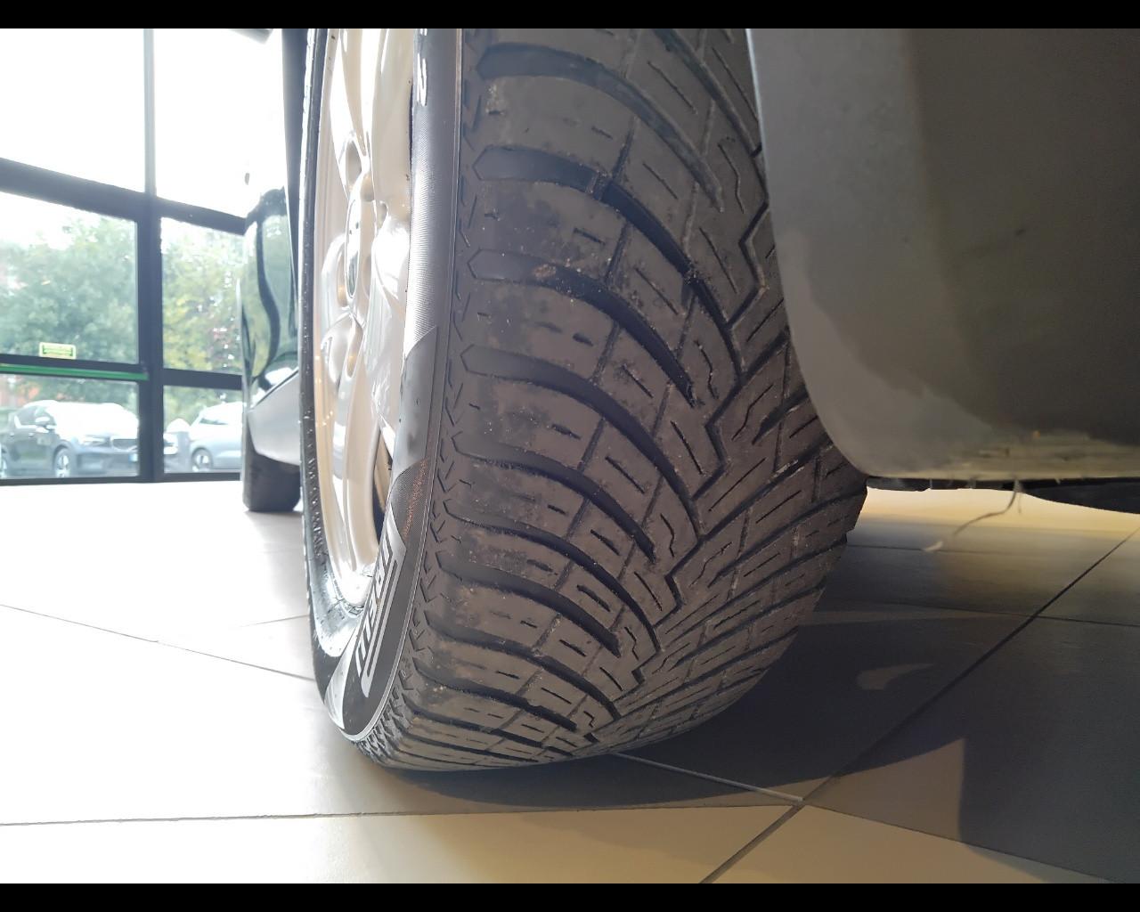 MINI Mini IV F55-F56 2014 - Mini 1.2 One 75cv 3p