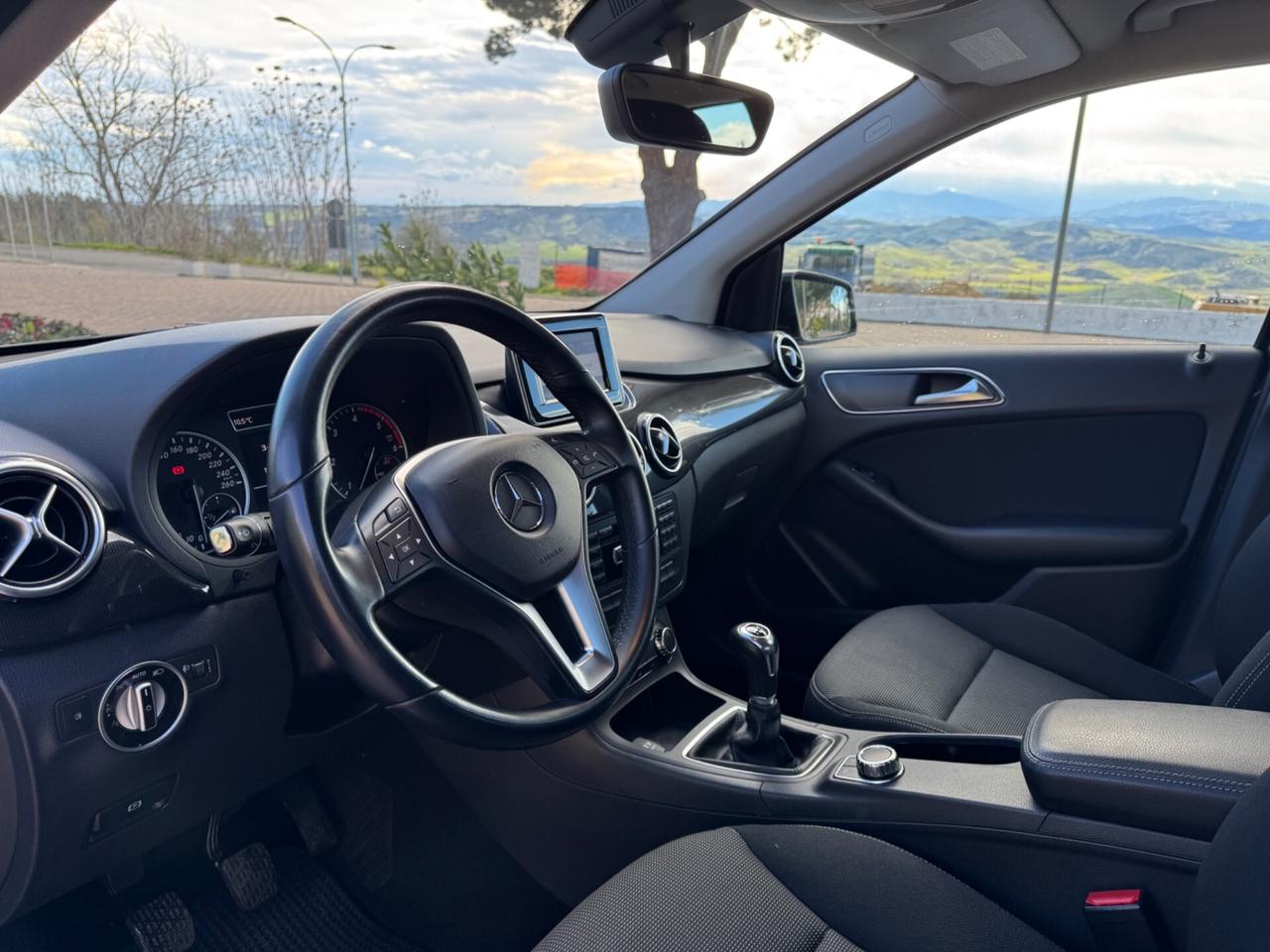 Mercedes-benz B 200 CDI Executive 130.000km